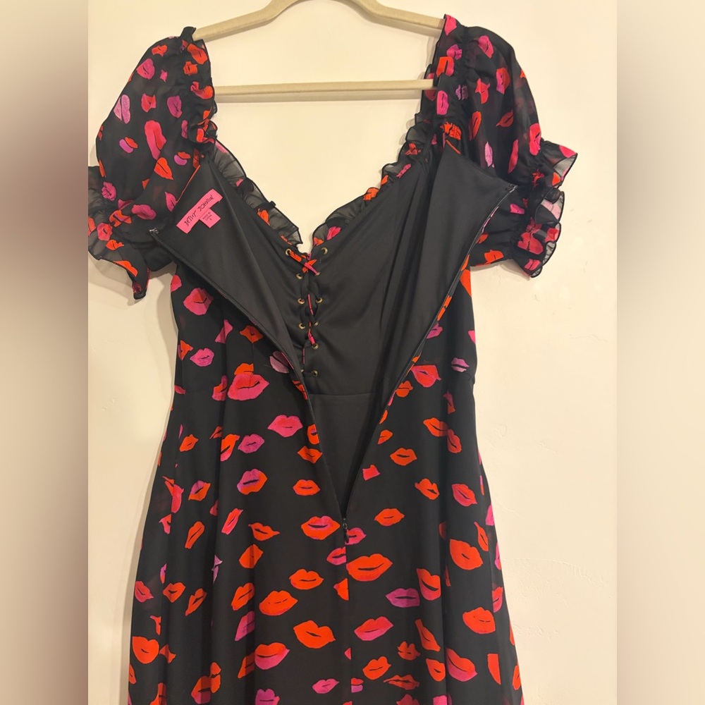 Betsey Johnson lip-print a-line mini dress size 8 / medium lace up romantic - Picture 8 of 8